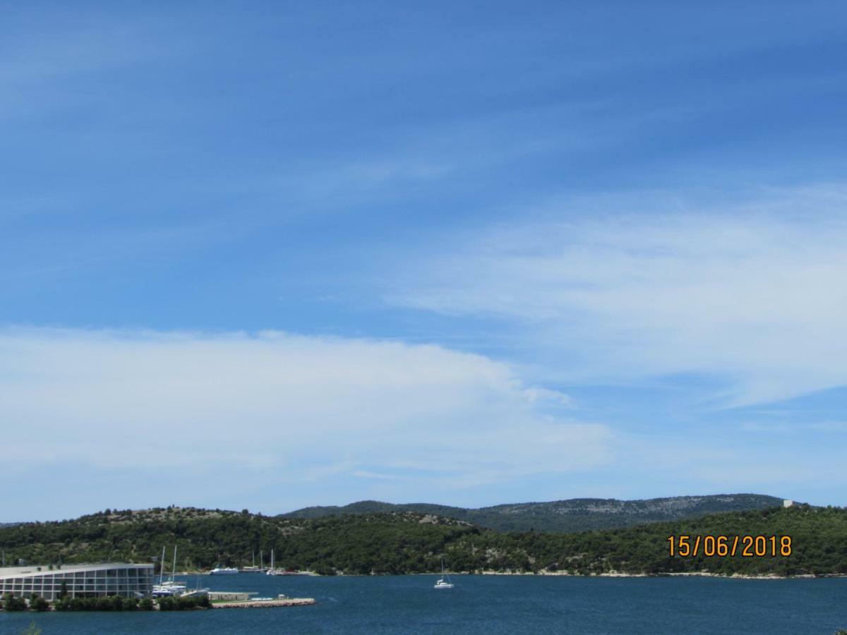 Pearl Appartamento Šibenik Esterno foto