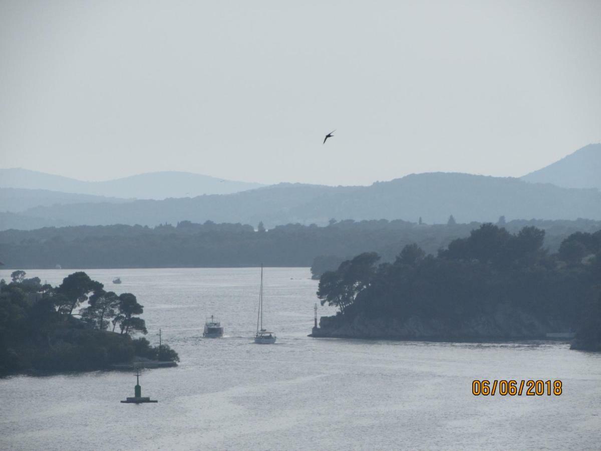 Pearl Appartamento Šibenik Esterno foto